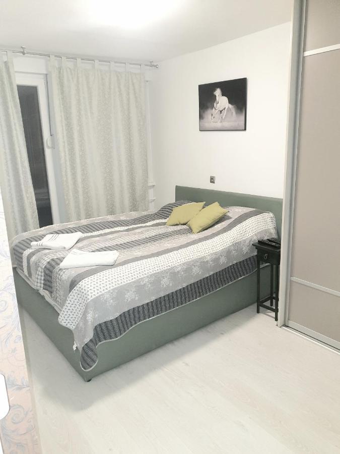 Apartman Oli SJJ Extérieur photo